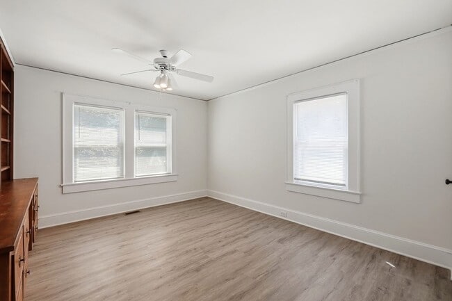 Building Photo - Fully Remodeled Home in the Heart of Belmont
