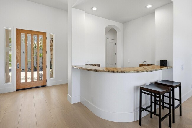 Building Photo - 51493 Marbella Ct