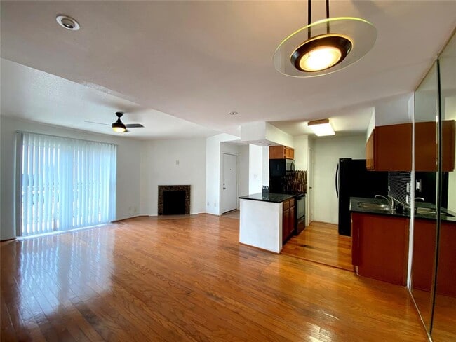 Building Photo - 6001 Reims Rd