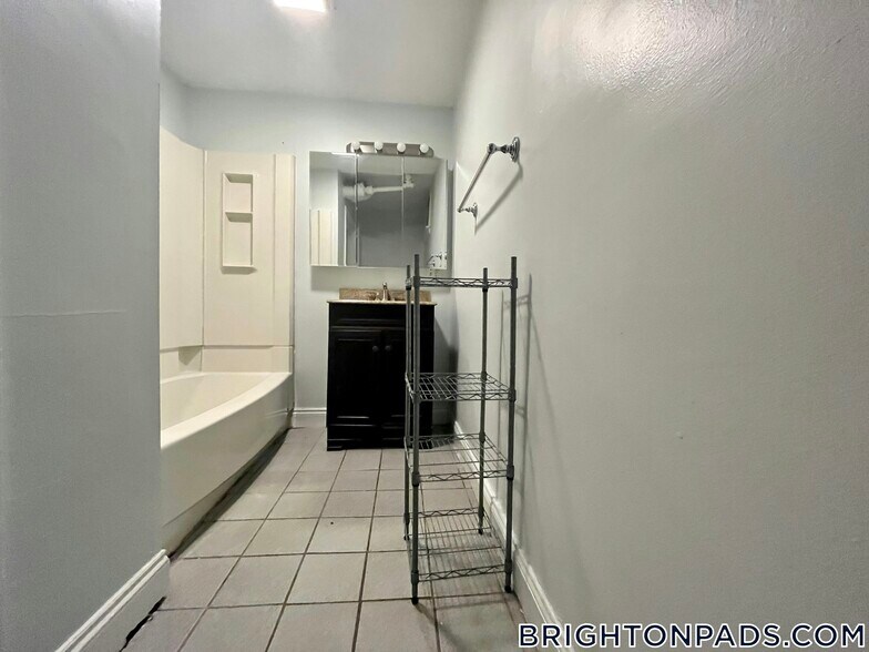 Building Photo - 1789 Commonwealth Ave