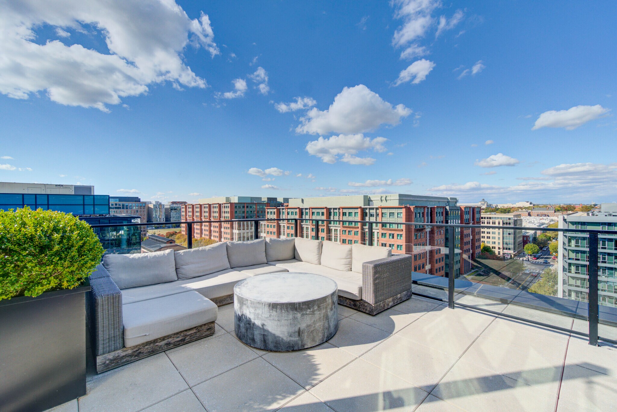 Building Photo - 1300 4th St SE