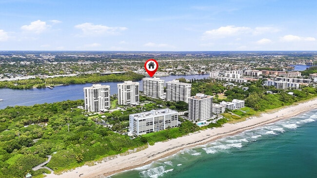 Building Photo - 2121 N Ocean Blvd