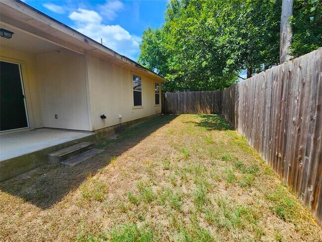 Building Photo - 11620 Paul E Anderson Dr