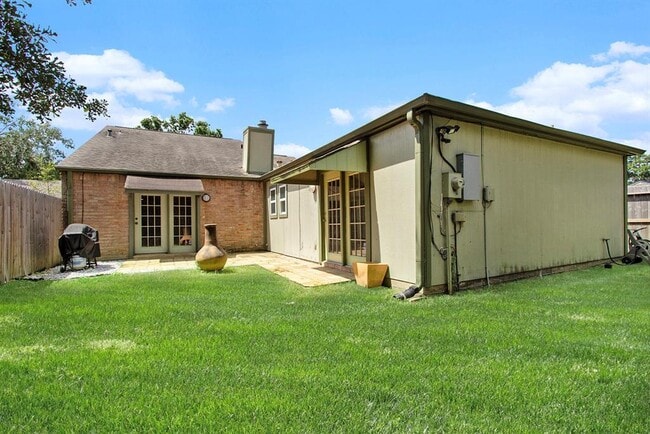 Building Photo - 5026 Spring Forest Dr