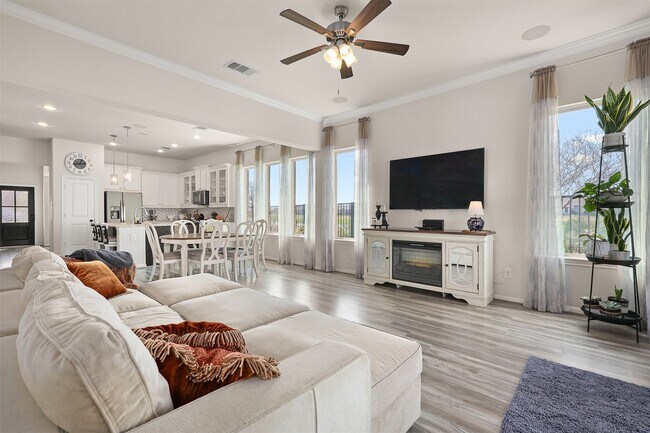 Building Photo - 2405 Arbor Edge Crossing