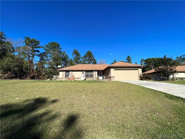 Building Photo - 1211 W Newbury St