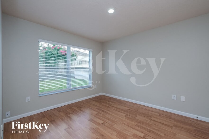 Building Photo - 2018 Heartland Cir