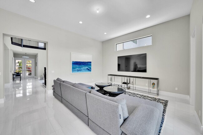 Building Photo - 9081 Chauvet Wy