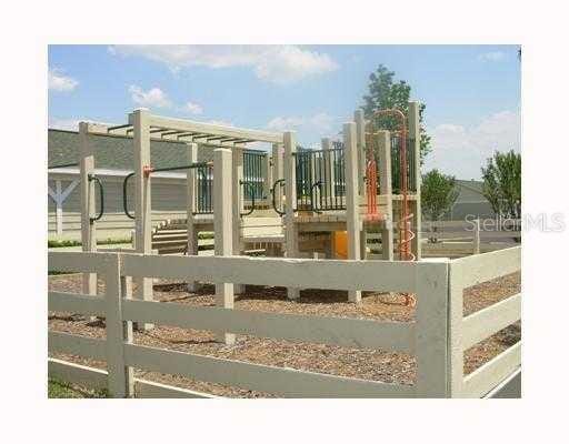 Building Photo - 18517 Bridle Club Dr