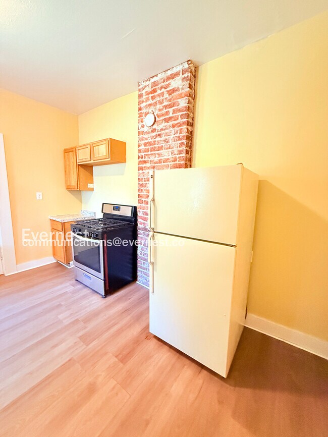 Building Photo - 1311 Mason St