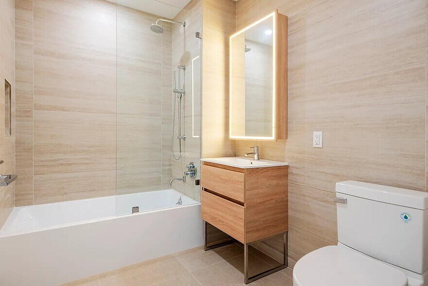 Building Photo - 99 Fleet Pl