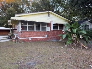 Building Photo - Comfortable 3-Bedroom Home for Rent