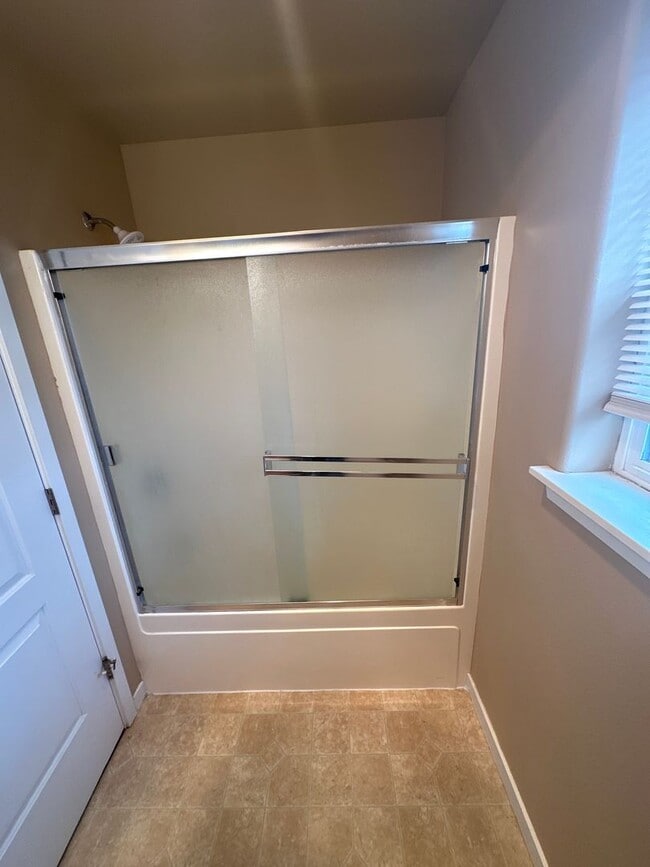 Building Photo - nov208