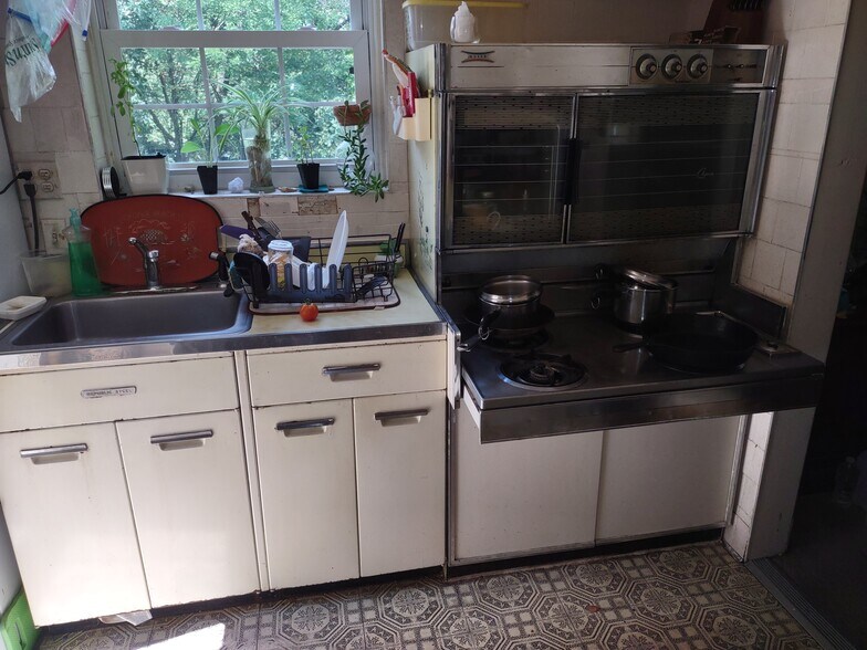 Building Photo - 2912 15th St NE