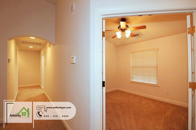 Building Photo - 3377 Heritagetown Dr