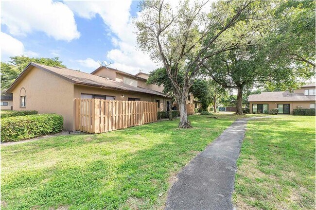 Building Photo - 2157 NW 37th Ave
