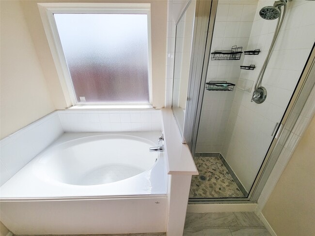 Building Photo - 19626 Hardwood Ridge Tr