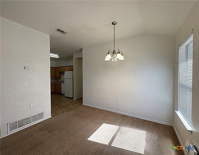 Building Photo - 2706 Ashley Dr