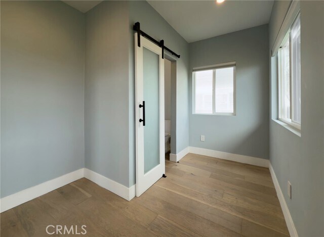Building Photo - 305 La Jolla Dr
