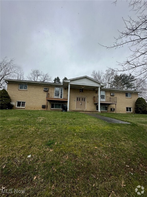 Building Photo - 151 Frana Clara St