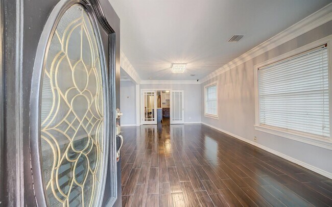 Building Photo - 3905 Billingsley St