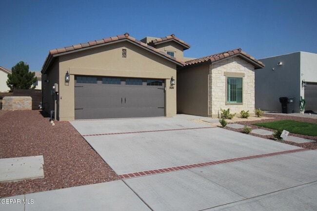 Building Photo - 509 Cedarwood Ave