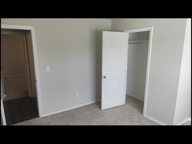 Building Photo - 10413 Lori Kaye Dr