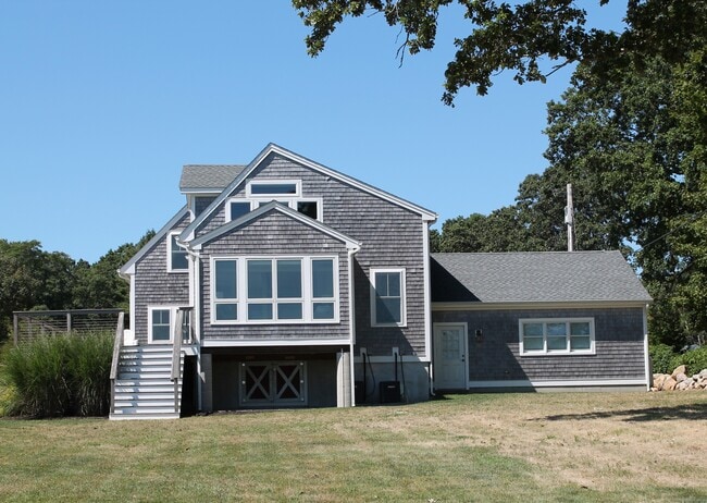 Building Photo - 50 Mumford Cove Rd