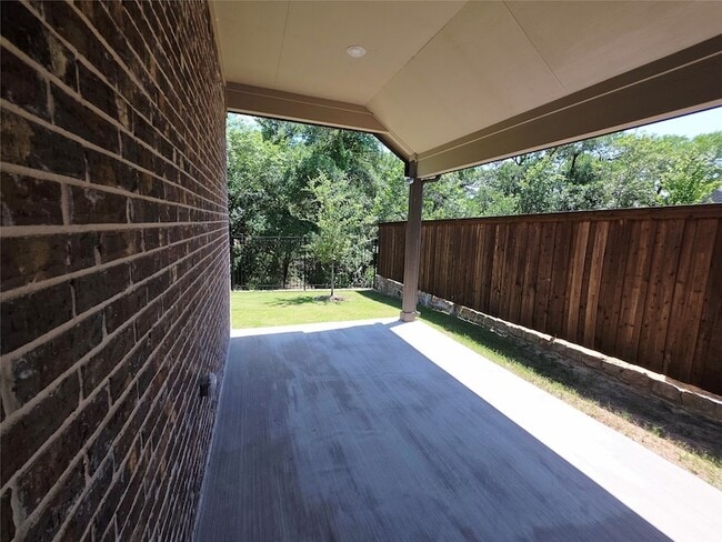 Building Photo - 2222 Vigilance Ct
