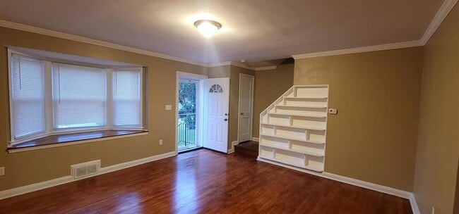 Building Photo - 5928 Hillen Rd