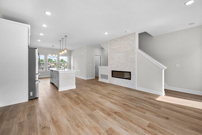 Building Photo - 4849 Lismore Ln