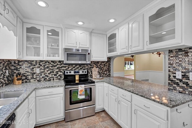 Building Photo - 7405 Ridan Way