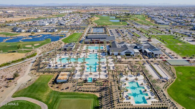 Building Photo - 11353 N Luckenbach St