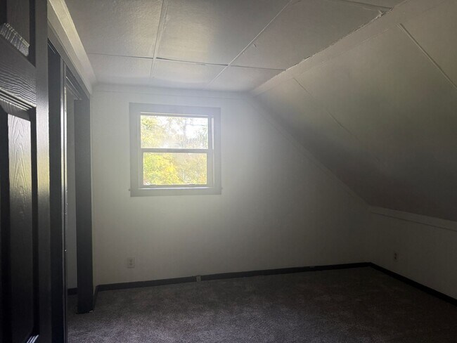 Building Photo - 1718 Rainey St