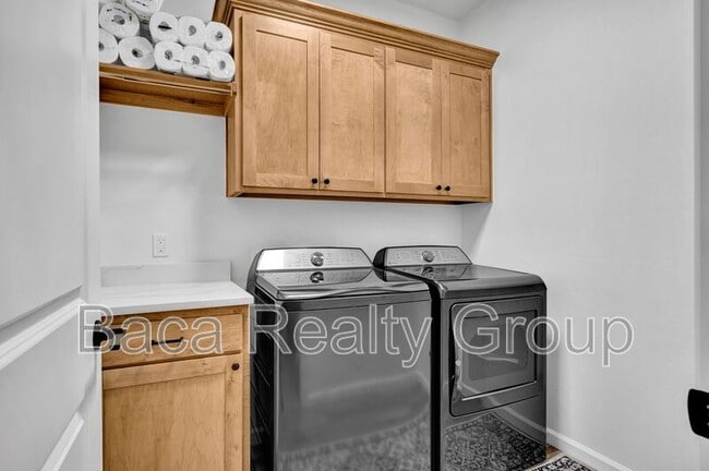 Building Photo - 24956 Norte Rd