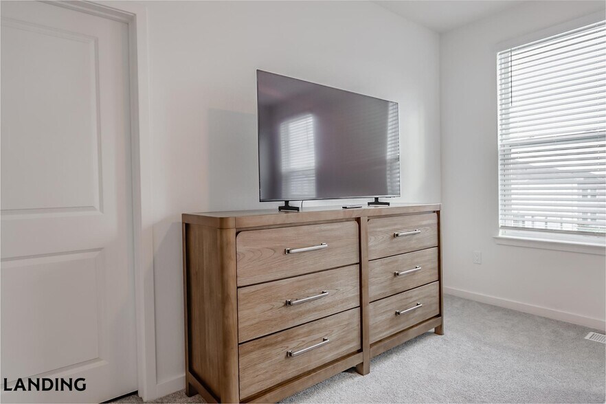 Building Photo - 515 Corso Ln