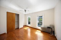 Building Photo - 150 Academy St