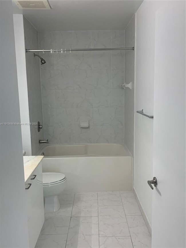 Building Photo - 133 NE 2nd Ave