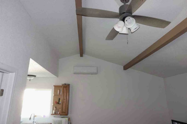 Building Photo - 222 Westridge Dr