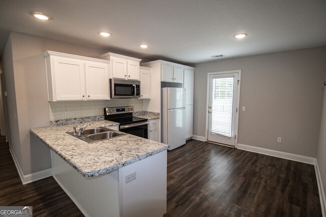 Building Photo - 136 Bull Bay Dr
