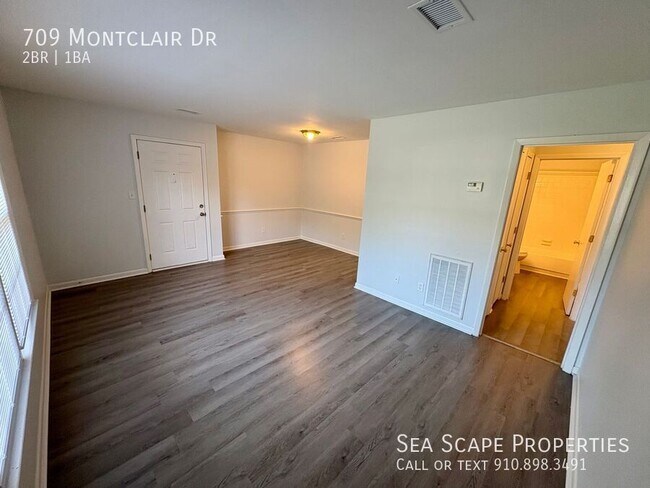 Building Photo - 709 Montclair Dr