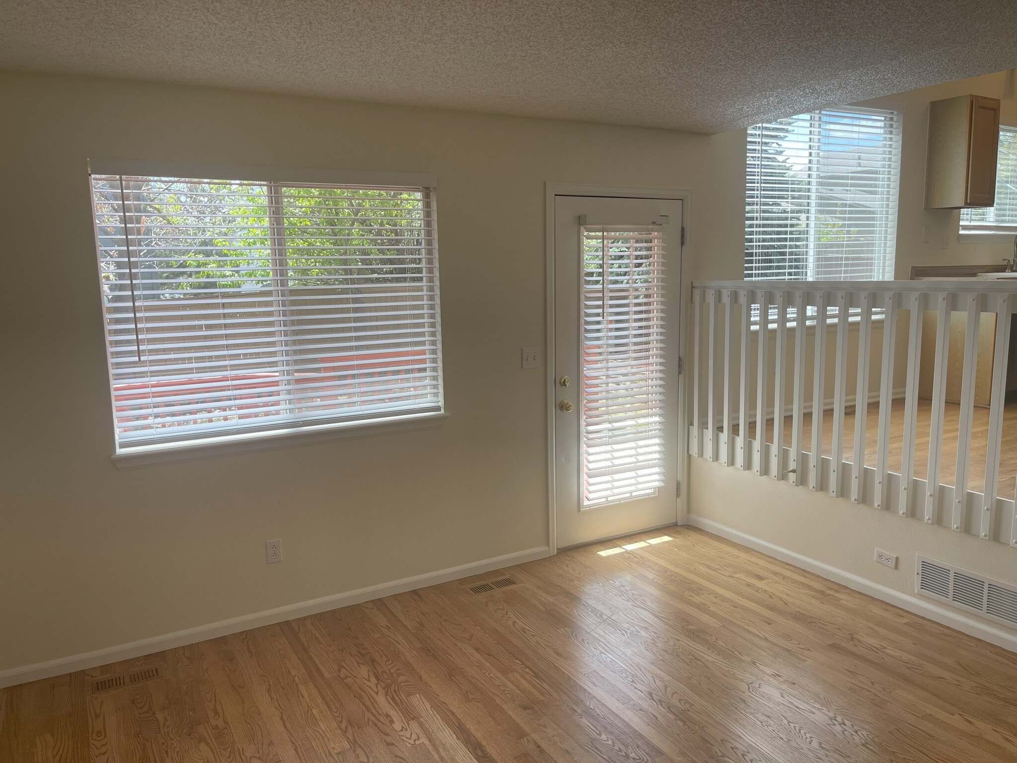 Building Photo - 9942 Sydney Ln