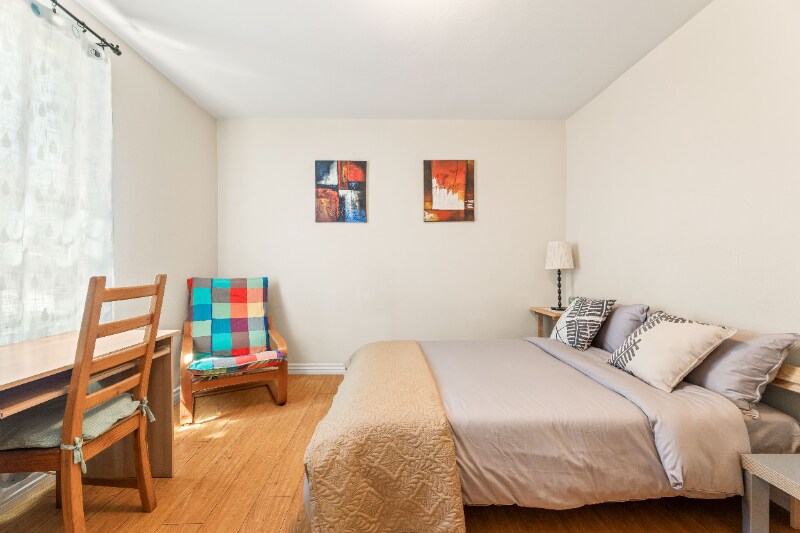 Building Photo - 7452 Jamieson Ave