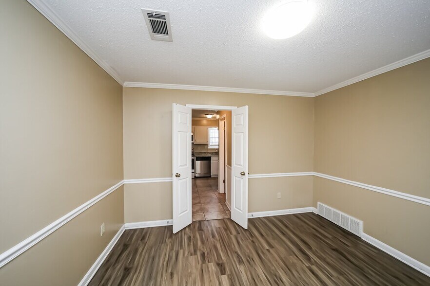 Building Photo - 952 Grouse Meadow Dr