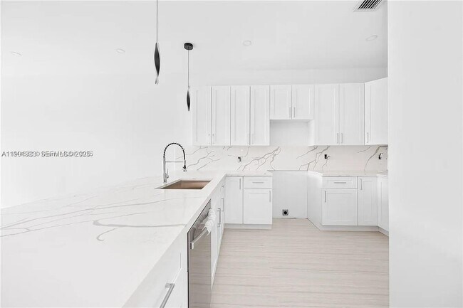 Building Photo - 10745 SW 217th St