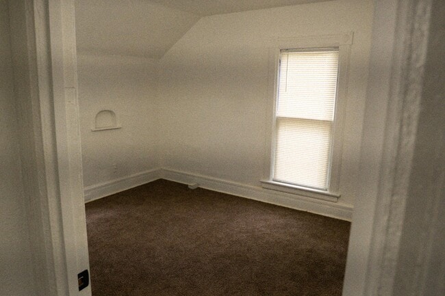 Building Photo - 1407 NW Jackson St