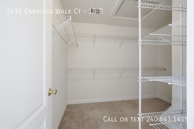 Building Photo - 3436 Carriage Walk Ct