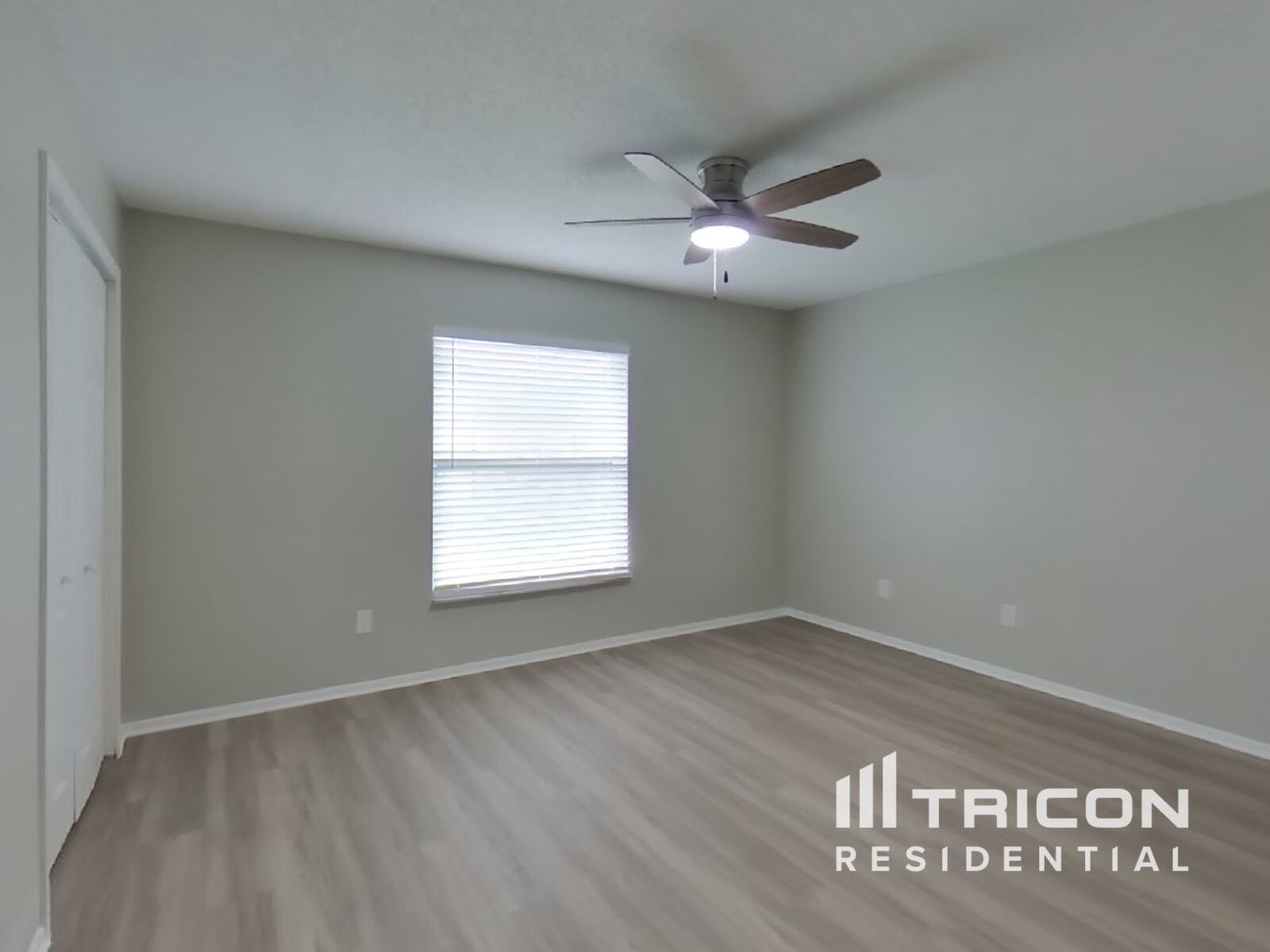 Building Photo - 978 N Jerico Dr