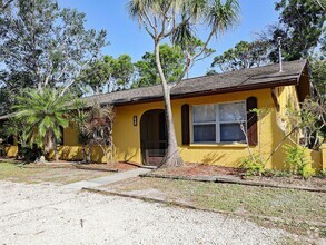 Building Photo - Duplex Cape Coral 905