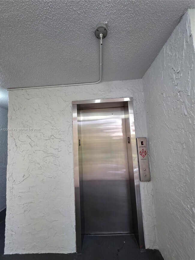 Building Photo - 1111 NW 19th Ave